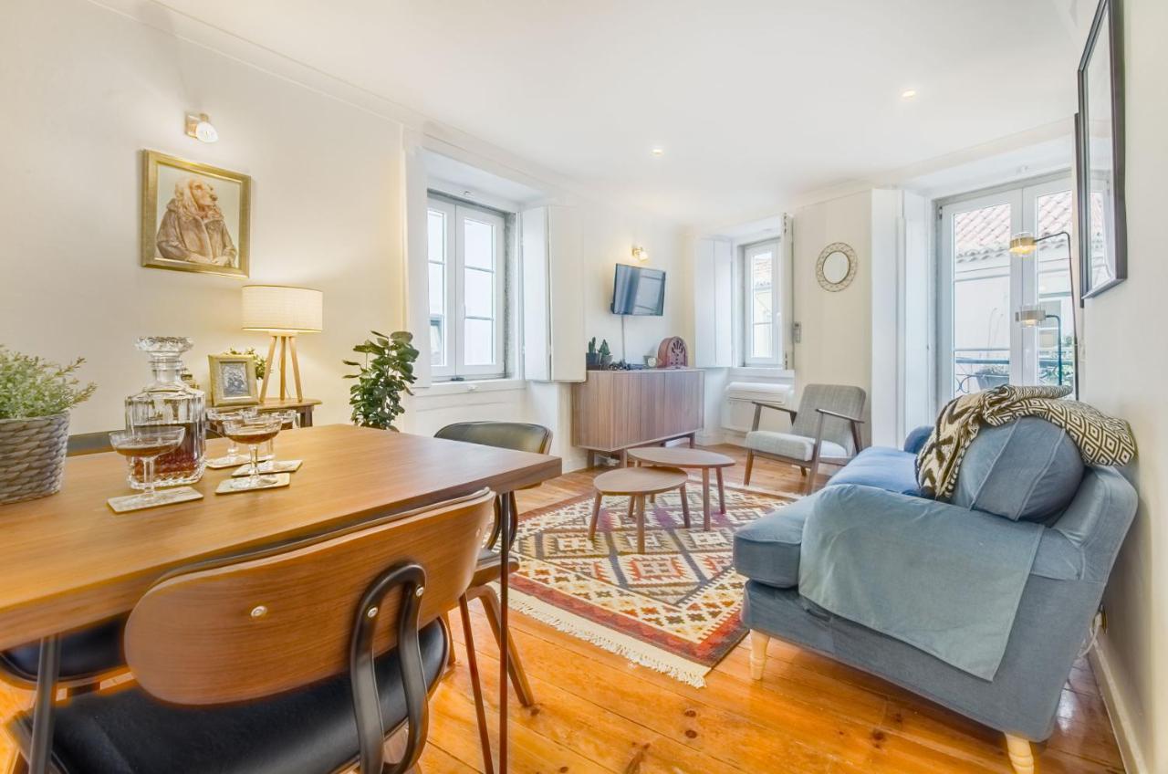 Unique And Stylish Flat In Historic Lisbon Apartment Exterior photo