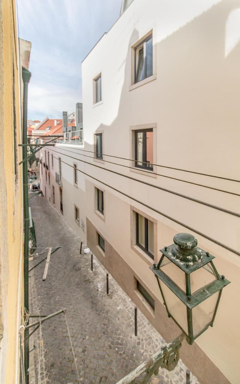 Unique And Stylish Flat In Historic Lisbon Apartment Exterior photo